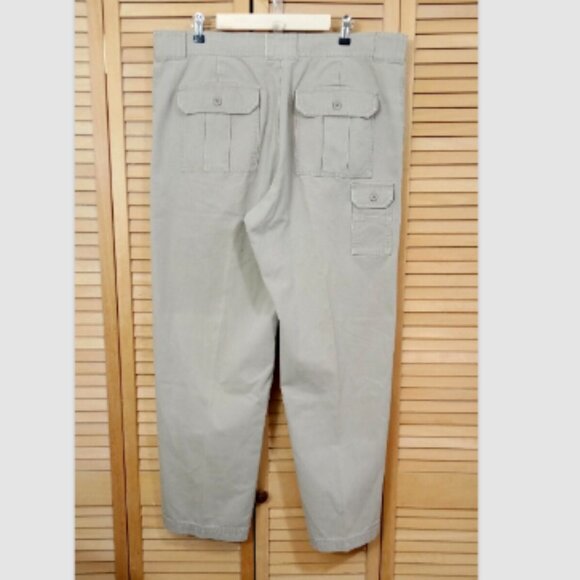 Cabela's Legendary 7-Pocket Hiker Pants for Men 38X32 - Picture 4 of 6